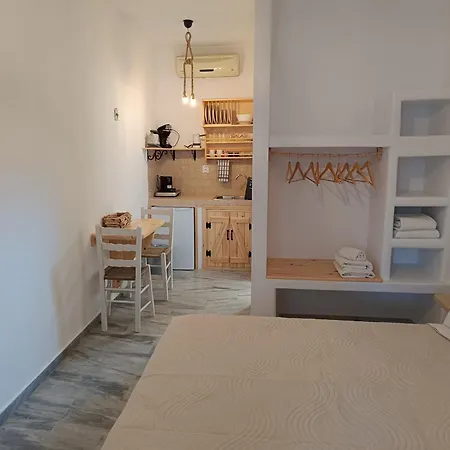 Athina Studio Apartments Kerveli Exterior photo