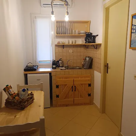 Athina Studio Apartments Kerveli Room photo