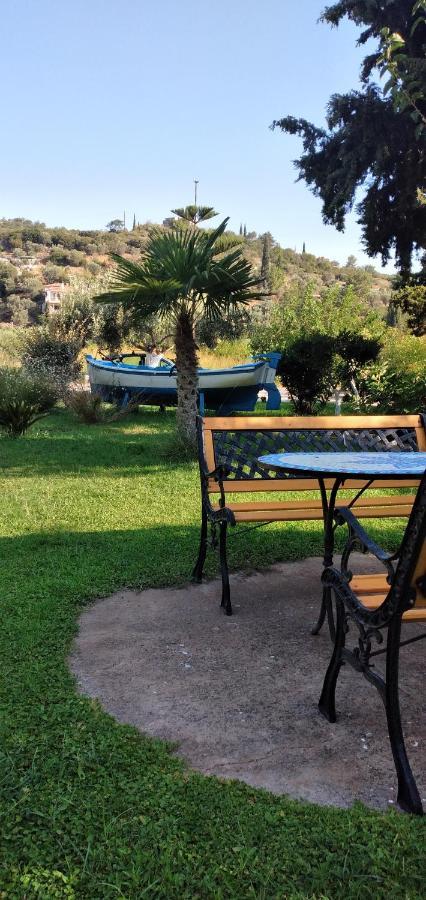 Athina Aparthotel *