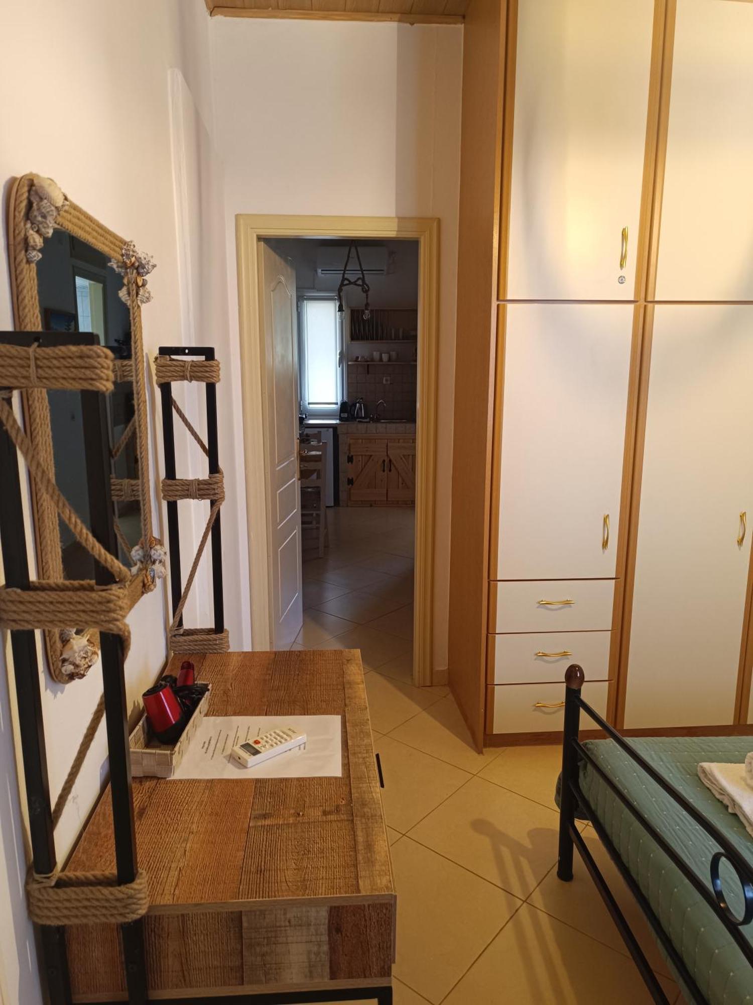 Athina Aparthotel